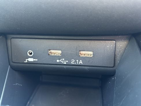 Used 2020 Subaru Outback Limited w/ Popular Package #2 image 24