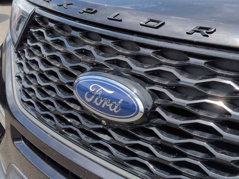 Used 2020 Ford Explorer ST AWD/4WD image 12