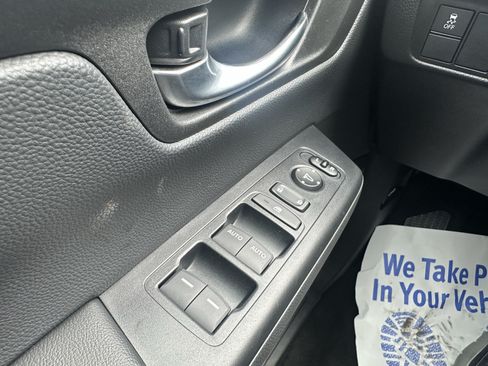 Certified 2025 Honda CR-V EX image 22