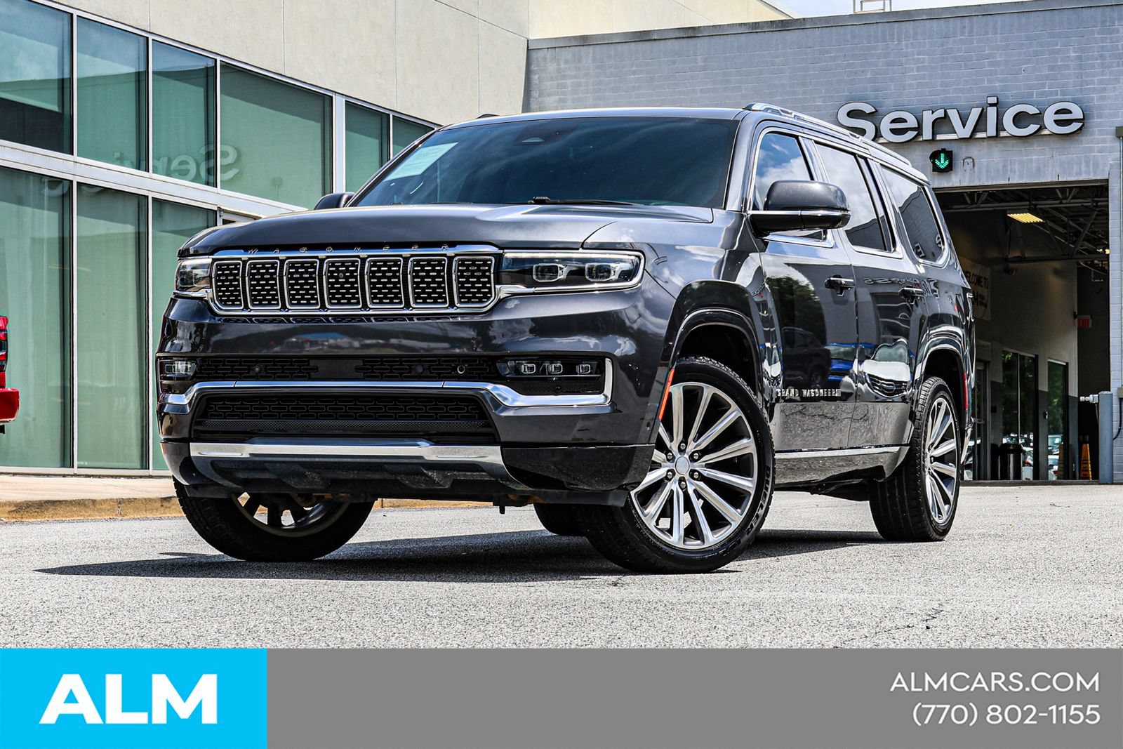 Used 2022 Jeep Grand Wagoneer Series II w/ Convenience Group III AWD/4WD image 2