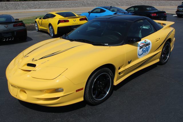 Used 2002 Pontiac Firebird Trans Am RWD image 21