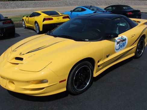 Used 2002 Pontiac Firebird Trans Am RWD image 21