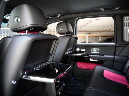 New 2026 Rolls-Royce Cullinan AWD/4WD image 29