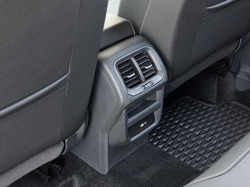 Certified 2024 Volkswagen Taos SE AWD/4WD image 49