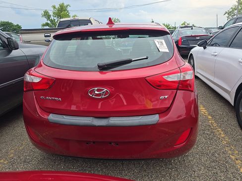 Used 2016 Hyundai Elantra GT w/ Option Group 02 FWD image 7