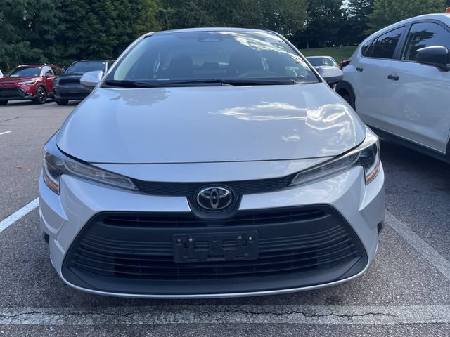 Certified 2024 Toyota Corolla LE FWD image 2