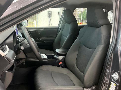 Used 2025 Toyota RAV4 LE image 23