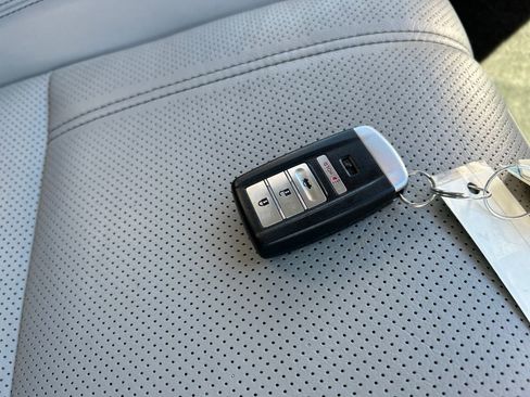 Used 2018 Acura TLX V6 w/ Technology Package image 27