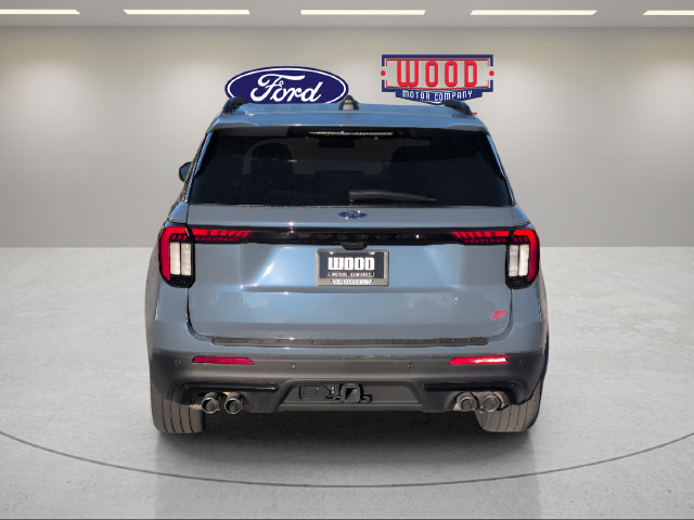 Used 2025 Ford Explorer ST AWD/4WD image 4