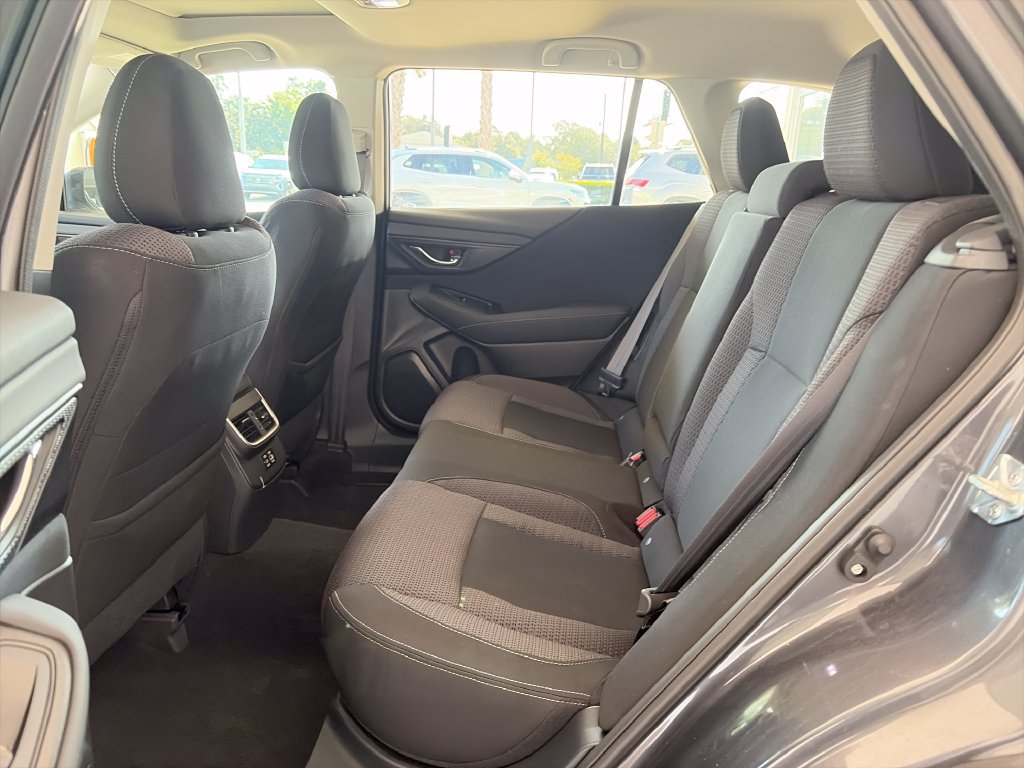 Used 2024 Subaru Outback Premium AWD/4WD image 29