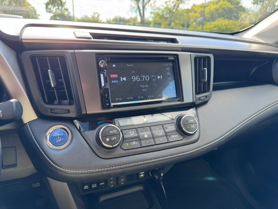 Used 2016 Toyota RAV4 Limited AWD/4WD image 13