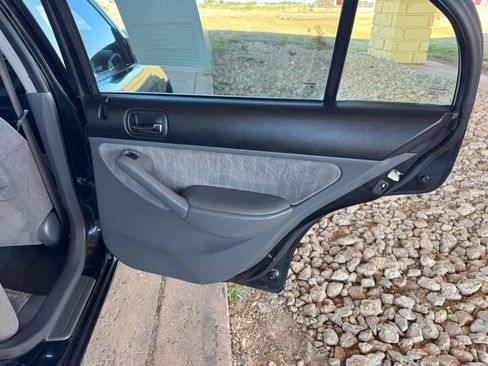 Used 2005 Honda Civic LX image 20