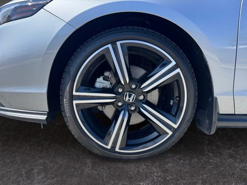 Used 2023 Honda Accord Sport image 9
