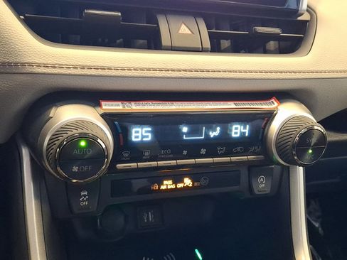 Certified 2025 Toyota RAV4 XLE w/ Convenience Package image 14