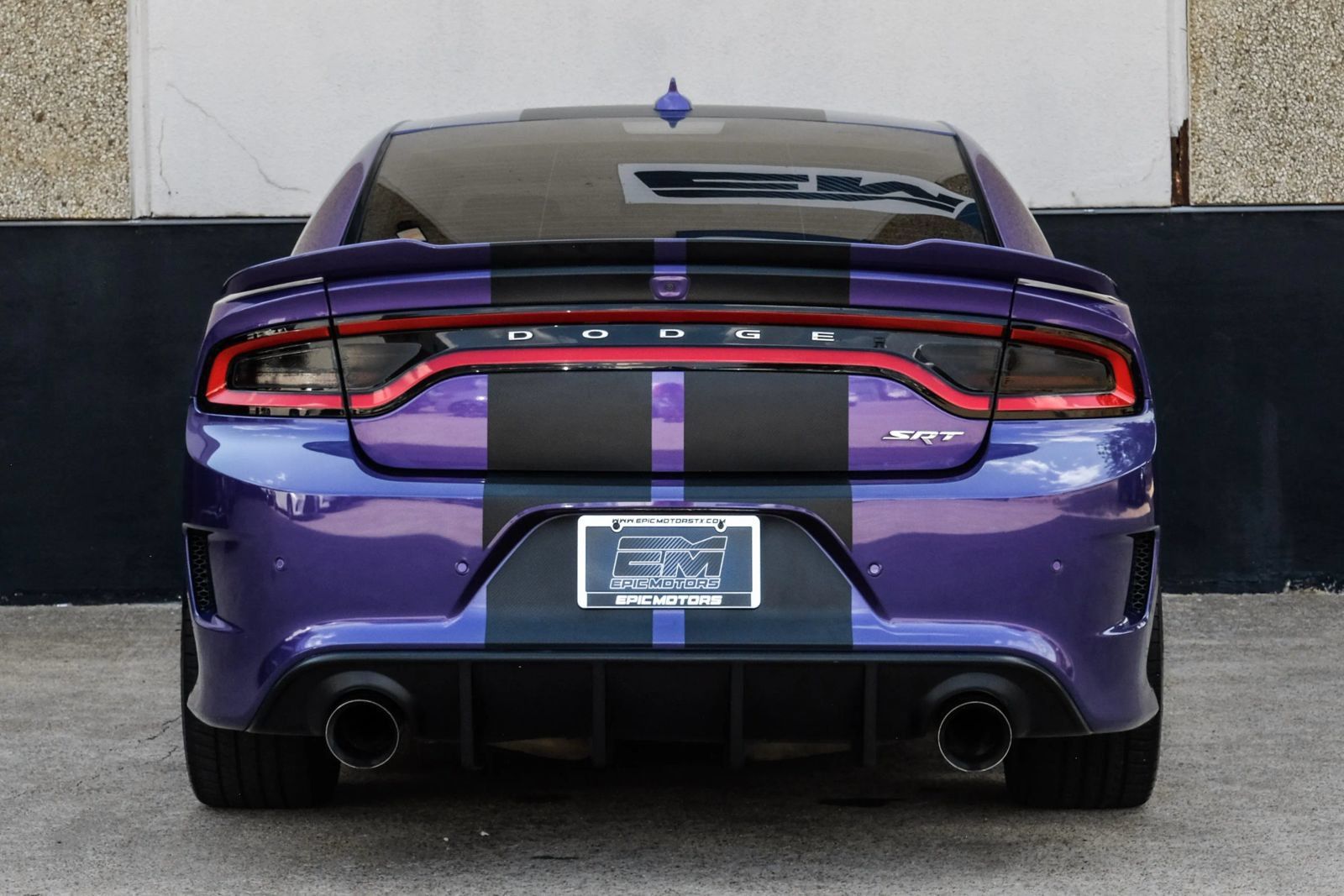 Used 2016 Dodge Charger SRT Hellcat w/ Harman/Kardon Audio Group RWD image 8