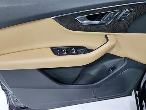 Used 2020 Audi Q7 3.0T Premium w/ Convenience Package image 22