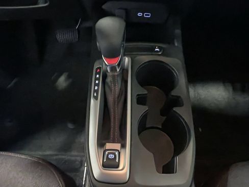 Used 2024 Chevrolet Trax RS FWD image 34