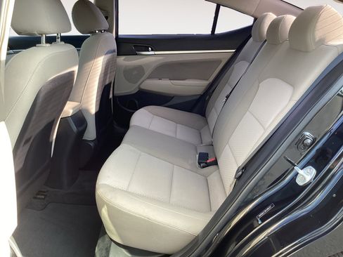 Used 2019 Hyundai Elantra SEL image 26