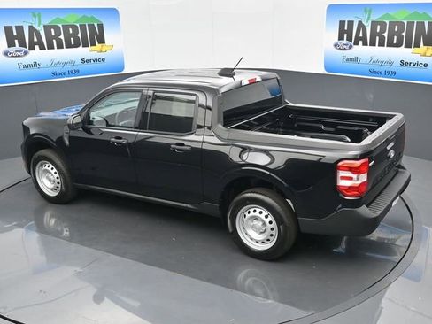 New 2025 Ford Maverick XL image 22