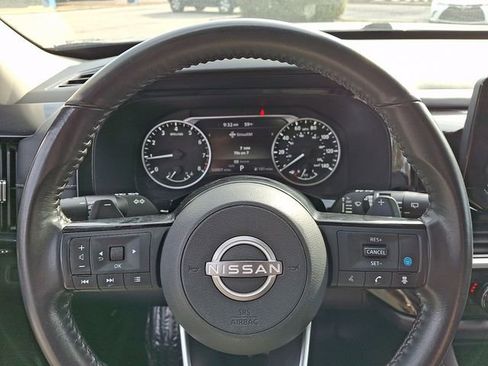 Used 2022 Nissan Pathfinder SV AWD/4WD image 20