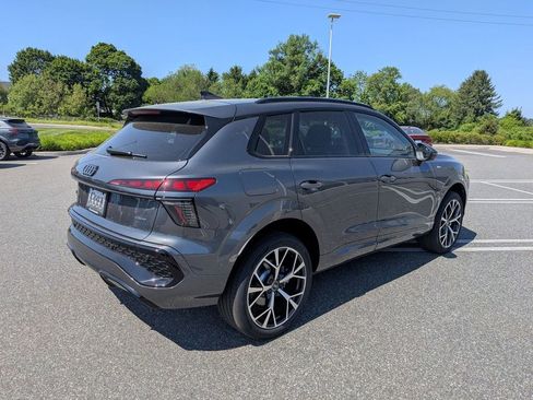 New 2026 Audi Q3 quattro 2.0T AWD/4WD image 6