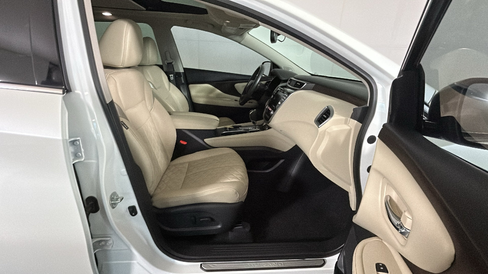 Used 2022 Nissan Murano Platinum AWD/4WD image 34