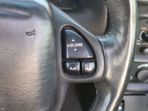 Used 2002 Chevrolet Camaro LT image 25