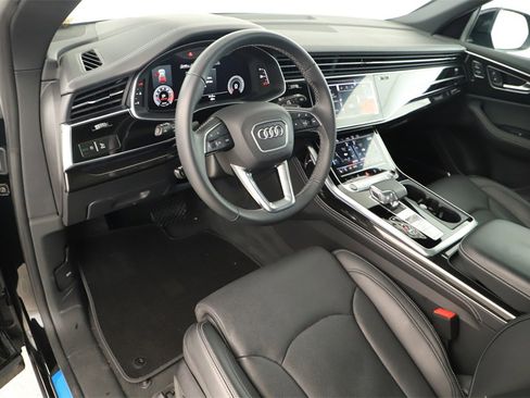 Certified 2025 Audi Q8 Prestige w/ Prestige Package image 15