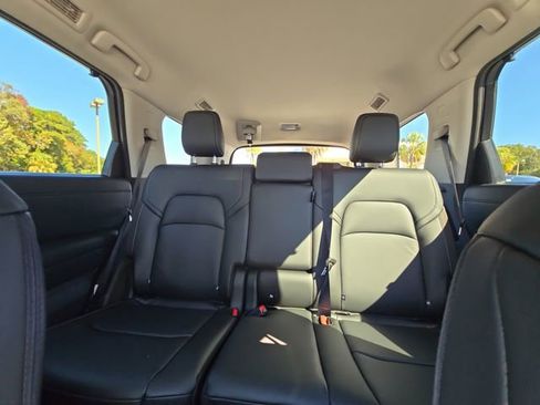 New 2025 Nissan Pathfinder SL image 33