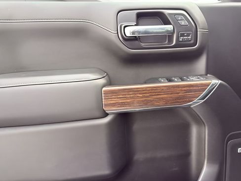 Used 2022 Chevrolet Silverado 1500 High Country w/ LPO, Dark Essentials Package AWD/4WD image 25