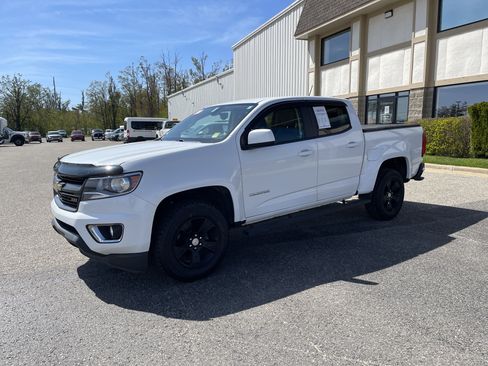 Used 2020 Chevrolet Colorado Z71 AWD/4WD image 6