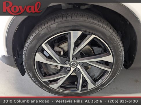 Used 2021 Volvo XC40 T5 R-Design w/ Climate Package AWD/4WD image 27