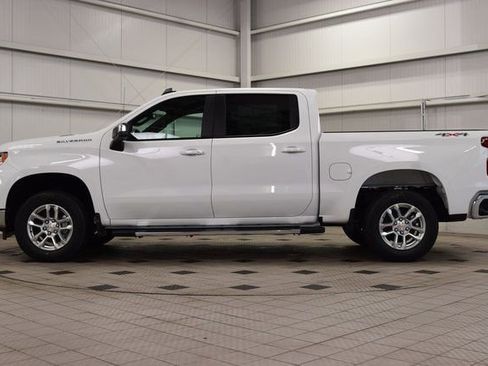 New 2026 Chevrolet Silverado 1500 LT w/ Leather Package AWD/4WD image 4