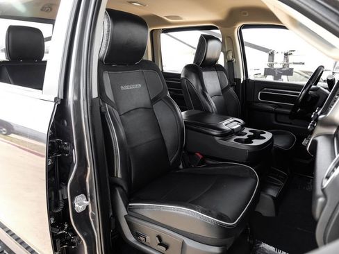 Used 2020 RAM 2500 Laramie image 36