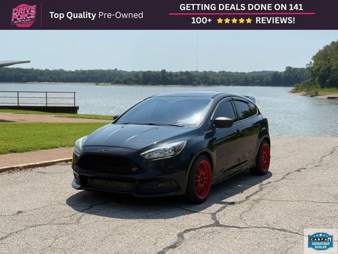 Used 2015 Ford Focus ST FWD image 1