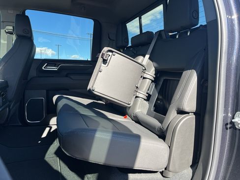 New 2025 GMC Sierra 2500 SLT w/ SLT Convenience Package image 21