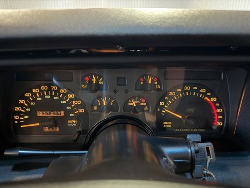 Used 1991 Chevrolet Camaro RS RWD image 25