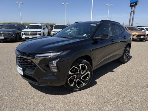 New 2026 Chevrolet Trax RS w/ Driver Confidence Package image 3