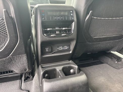 Used 2021 Jeep Grand Cherokee L Limited image 17