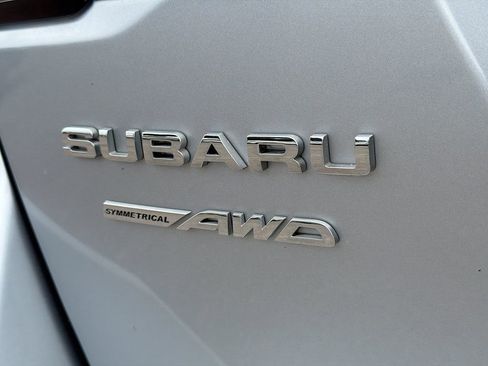 Used 2022 Subaru Outback Premium image 11