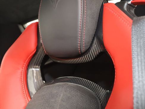 Used 2023 Chevrolet Corvette Stingray Premium Conv w/ Z51 Performance Package RWD image 39