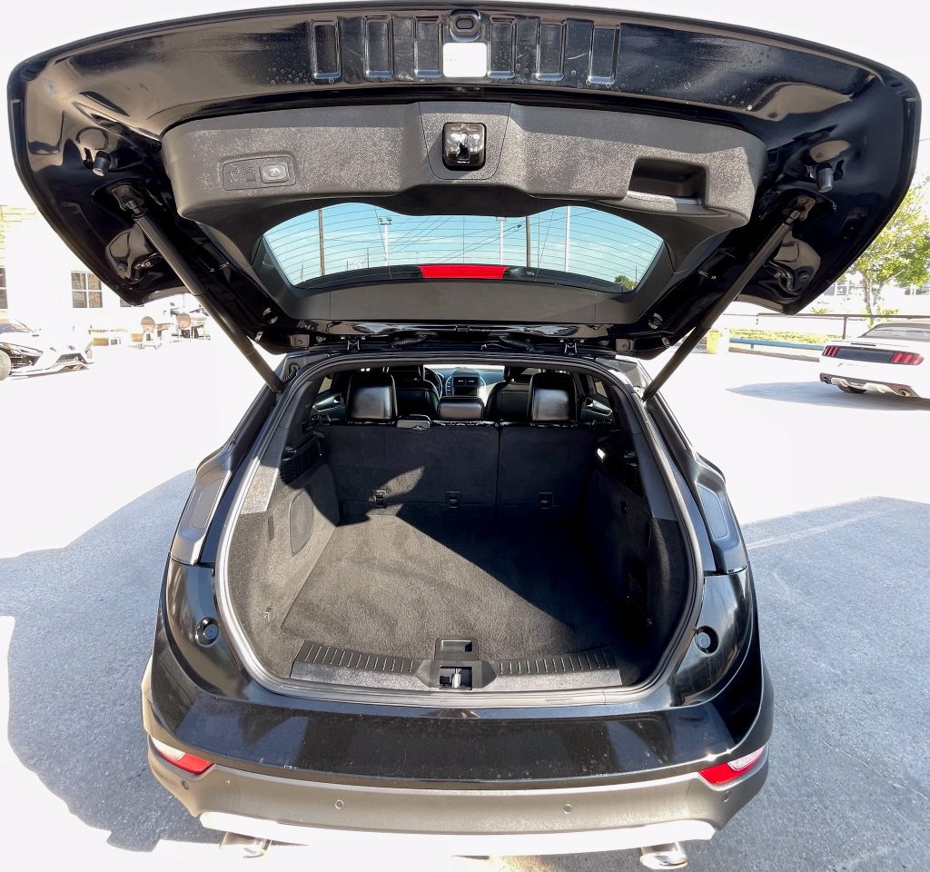 Used 2017 Lincoln MKC Reserve FWD image 10