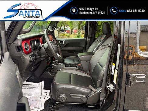Used 2019 Jeep Wrangler Unlimited Rubicon w/ Cold Weather Group AWD/4WD image 6