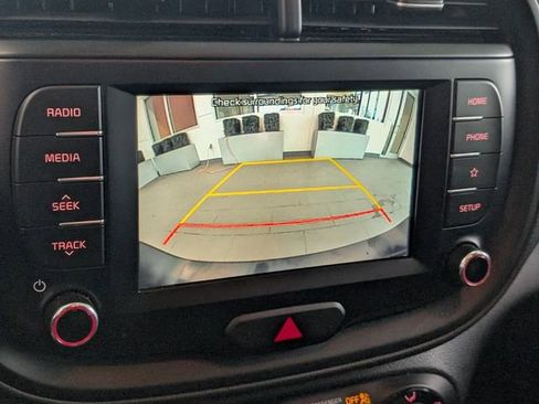 Used 2021 Kia Soul LX image 18