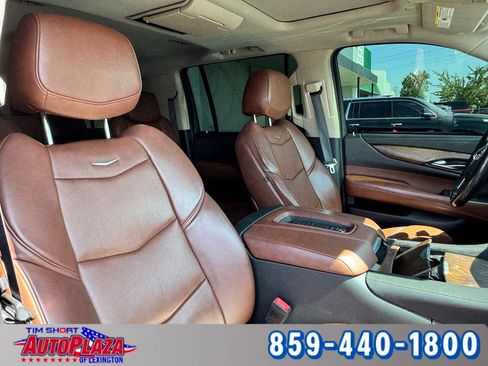 Used 2020 Cadillac Escalade ESV Premium Luxury AWD/4WD image 34