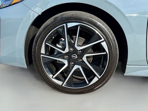 Used 2024 Nissan Sentra SR w/ Trunk Package image 24