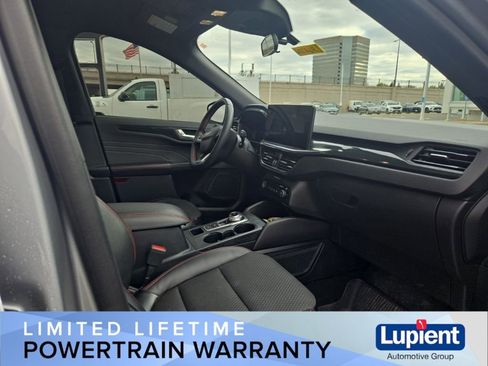 Used 2023 Ford Escape ST-Line Select w/ Tech Pack #2 AWD/4WD image 17