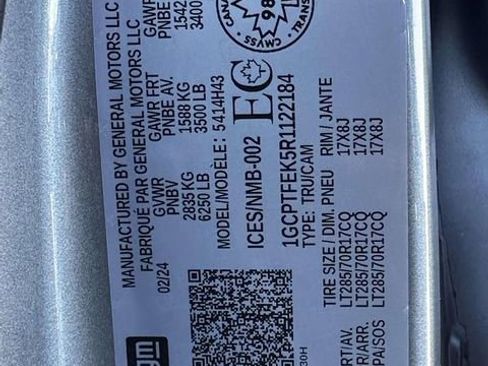 Used 2024 Chevrolet Colorado ZR2 image 35