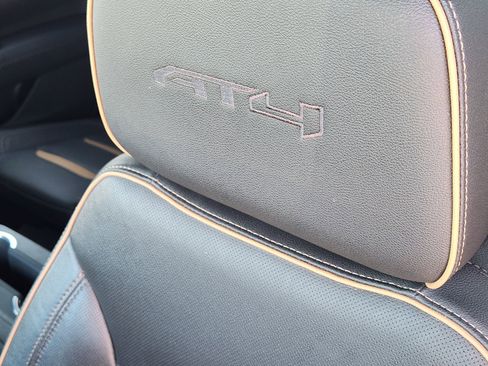 Used 2022 GMC Yukon AT4 image 18