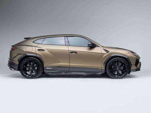 Used 2024 Lamborghini Urus Performante image 2